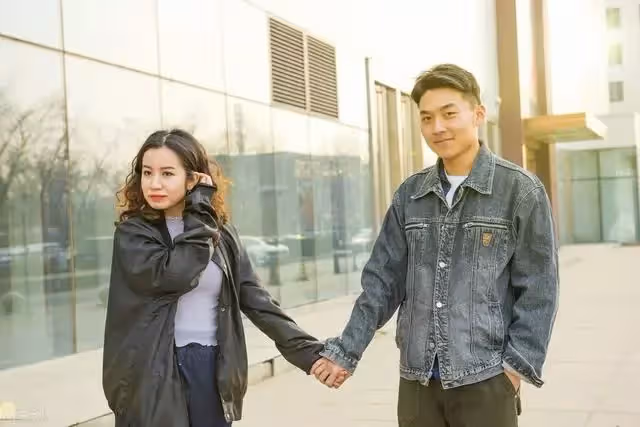 丈夫提出AA制五年後,妻子送娘家一套房,妻子:我想幹什麼,是我的事