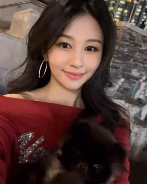 邱淑貞愛女被傳將在韓國出道？　現身時裝秀與人氣韓星同場