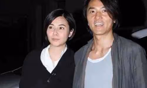 鄭伊健移民日本是真的嗎 他的妻子是誰什麼時候結婚的