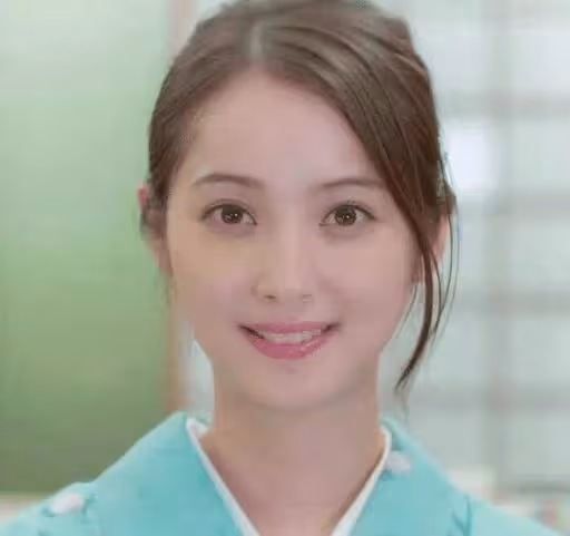 她是日本「演技最差的女演員」,但有張漂亮的臉蛋,深得粉絲歡迎