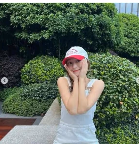鄭秀妍近況曝光,笑容燦爛心情好,將以女團身份重新出道