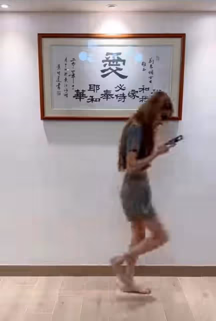 盡顯奢華!TVB視帝太太曝千萬豪宅內飾,近年轉型當KOL吸金力超強