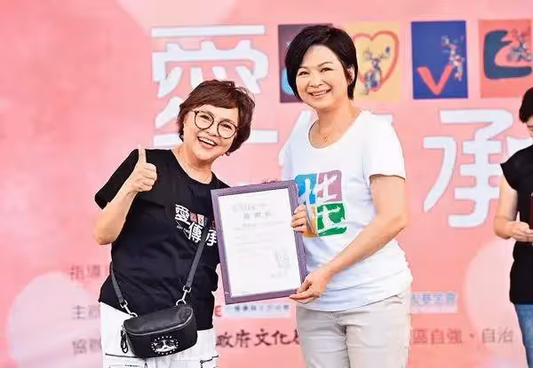 哽咽求救撐不下去!影后楊貴媚「豪邁打款200萬」急救前輩同行,善舉曝光「反謝」對方:「我是在報恩」