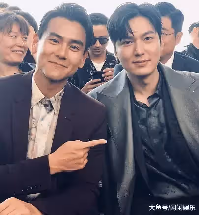 37歲彭于晏和32歲李敏鎬同框,看到鞋子後:終於相信女生的審美了!
