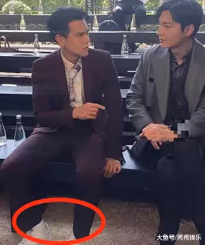 37歲彭于晏和32歲李敏鎬同框,看到鞋子後:終於相信女生的審美了!