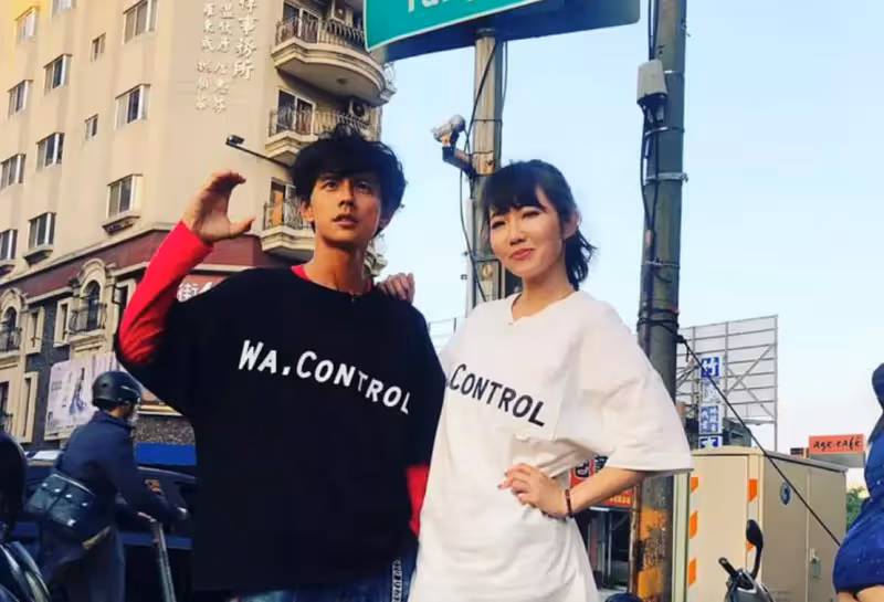 業配滿到6月!謝忻笑了「月收入多好幾倍」:我跌了個踉蹌爬回來 愛情也得意「已經去見家長」翻轉逆境