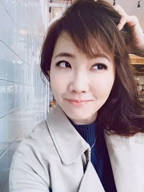 業配滿到6月!謝忻笑了「月收入多好幾倍」:我跌了個踉蹌爬回來 愛情也得意「已經去見家長」翻轉逆境