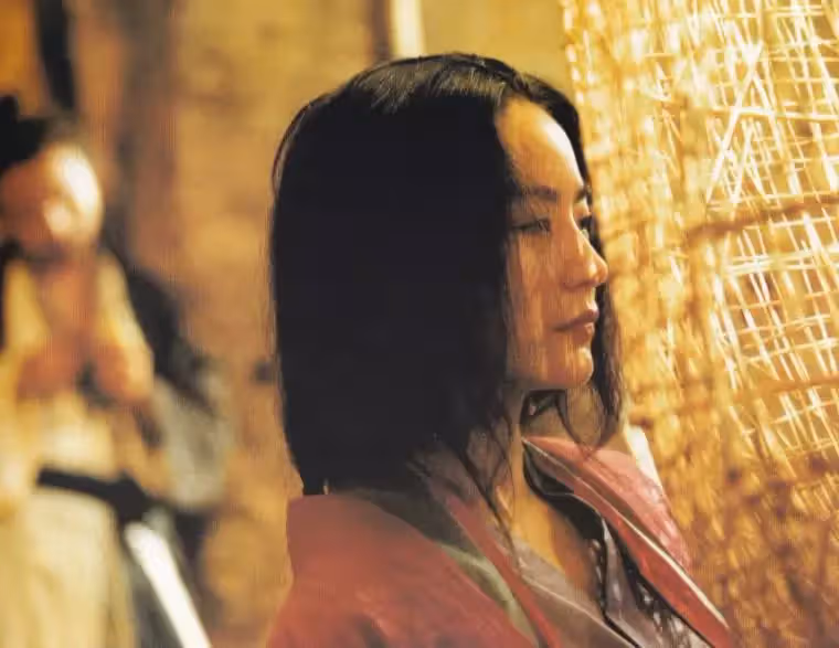 林青霞住6億豪宅陪孫女打麻將，丈夫邢李㷧助陣，開玩笑稱「壓力比談生意還大」，息影后過得幸福