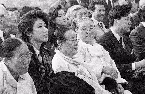 大女主復仇記：韓國財閥出軌，總統千金隱忍11年後反殺，爽劇都不敢這麼演