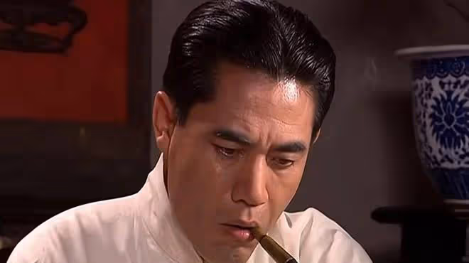 《大宅門》幕後:劇本被毀3次,張藝謀拒拍,陳凱歌姜文跑龍套