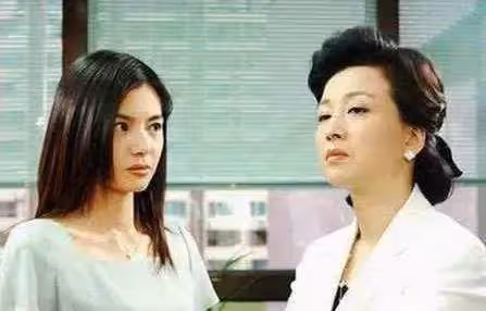我已經再婚了,生不生孩子您還要管嗎?再這麼強勢,您兒子還得離