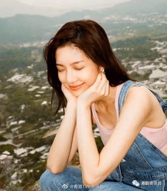 何雁詩大方曬零妊娠紋孕肚！下月預產期準備卸貨
