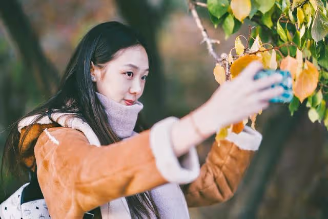 她被譽為中國女排女神，長相出眾，魔鬼身材，卻因傷病而退役