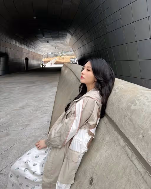 沈月將在韓國出道,親解藝名Ayla的意思,獲邀出席Dior時裝展