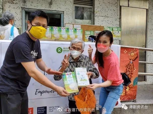 黎耀祥家中度過58歲生日 TVB新晉視後帶蛋糕驚喜現身:Surprise!