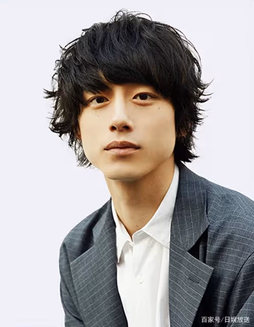 2022年人氣調查：日本網友最愛的10位已過而立之年的帥氣男演員