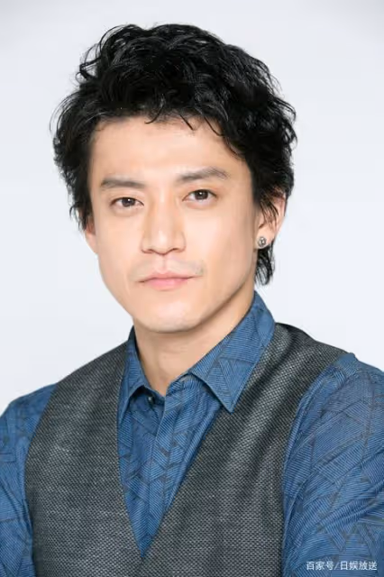 2022年人氣調查：日本網友最愛的10位已過而立之年的帥氣男演員