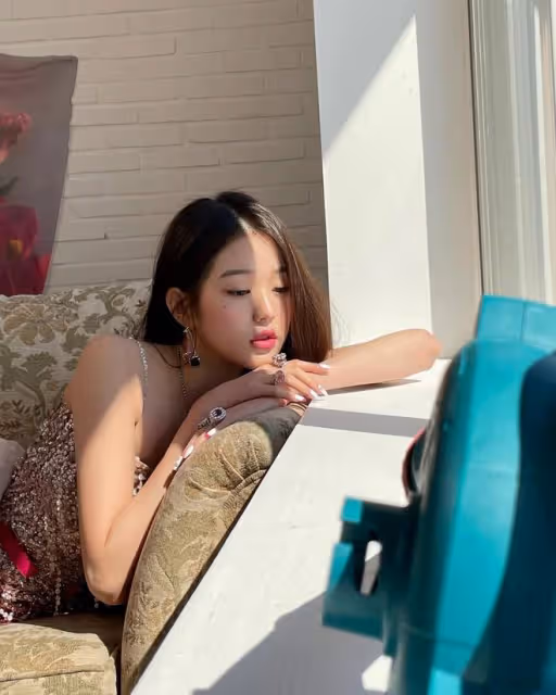 長手長腳,IVE張元英,18歲的成熟美,令人羨慕的視覺效果!