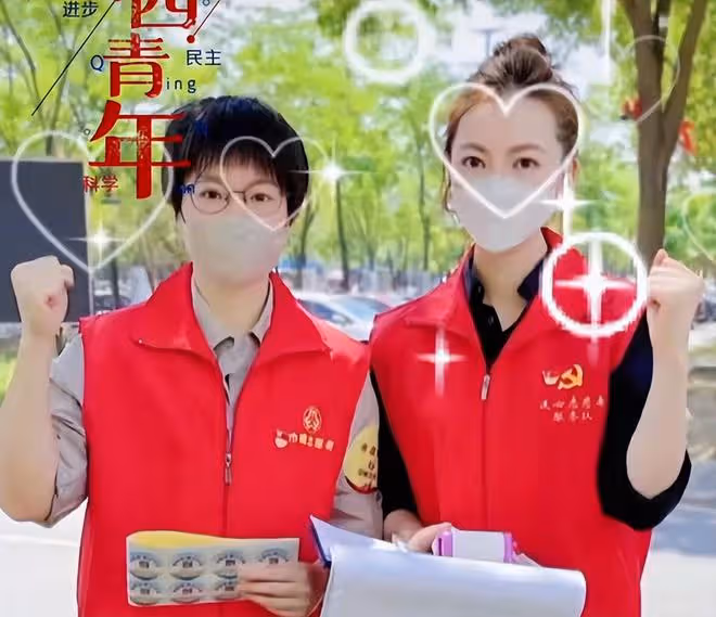 餘聲懶理丈夫出軌醜聞，街邊做志願者太樸素，將以往恩愛視頻刪光