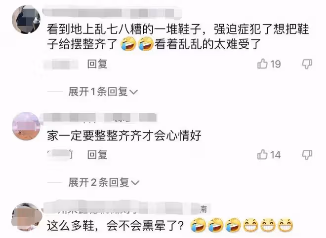 陳浩民一家6口擠上海出租房，牆上貼滿白傳單，滿地鞋快無處下腳