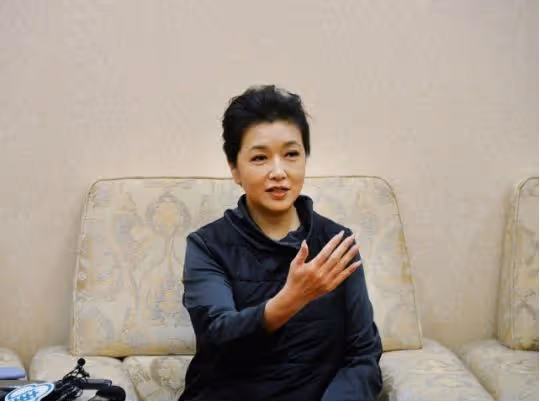 江珊不再沉默，說出不嫁王志文的原因？難怪連靳東都喜歡她