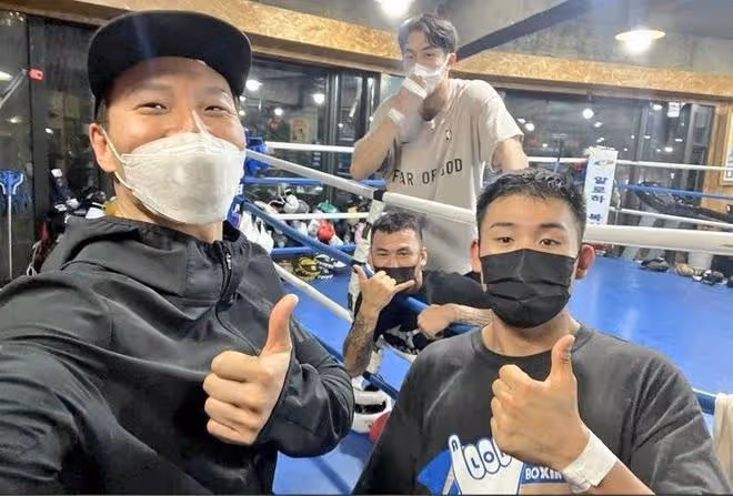南柱赫學拳擊!金鐘國曬合照稱讚:柱赫啊連拳擊也這麼厲害怎麼行