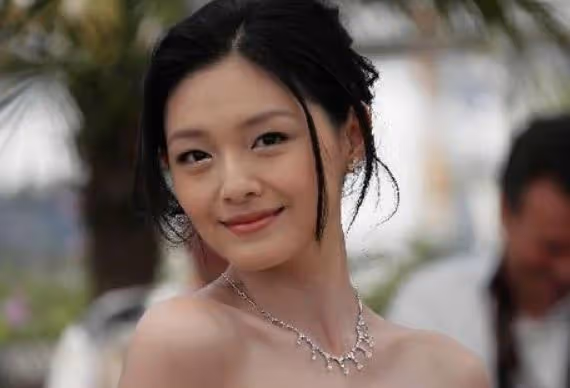 大S離婚5個月，宣布與24年前初戀再婚，汪小菲究竟算什麼