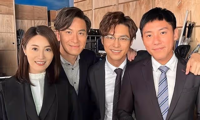 恭喜!44歲TVB知名男星求婚成功,圈外未婚妻曬大鑽戒羨煞旁人