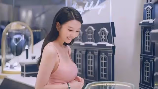 邱淑貞女兒曬照大秀豐滿身材!已低調改名,被曝將在韓國出道