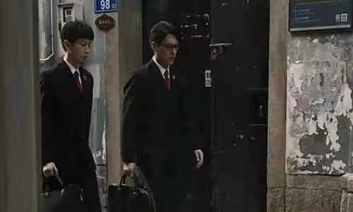 底線電視劇什麼時候播出 靳東和成毅演的什麼角色