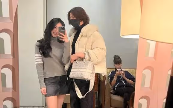 邱淑貞女兒要在韓國出道?沈月顏值不輸媽媽,與金希澈成為前後輩