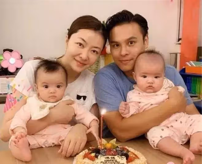 有種「假雙胞胎」叫熊黛林女兒!姐妹倆顏值顏值差太大,網嘲:浪費女神基因
