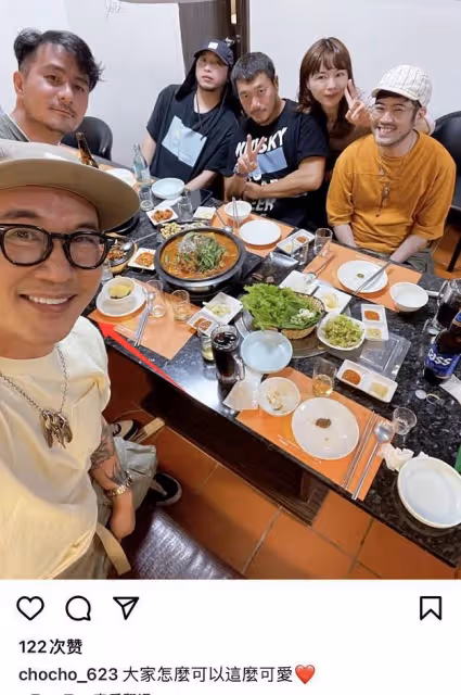 大S首曬夫妻聚餐照,秀老公同款紋身甜蜜撒糖,新婚後狀態回春超少女