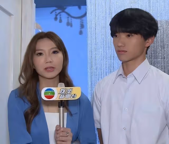 TVB主題曲一姐嫁入豪門做闊太,助小12歲胞弟入行,做連詩雅師弟