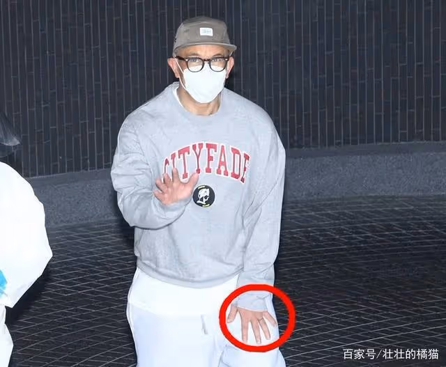 大 S和具俊曄在閃婚後，首次公開自己的正面照片，變成18歲少女