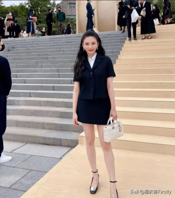 港媒曝邱淑貞女兒沈月將在韓國出道,星二代扎堆進圈是好事嗎?