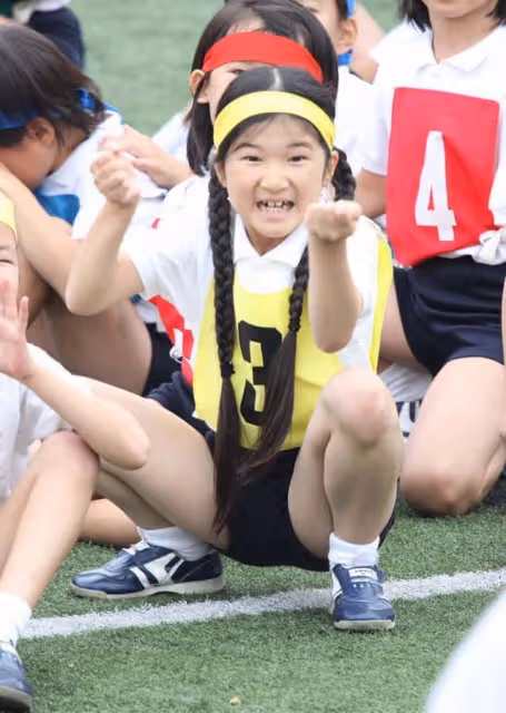 愛子公主十五張經典寫真回顧,意外地發現年輕時的雅子是位大美女