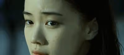 怎麼會有連哭和笑都這麼美的人?