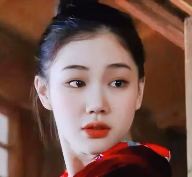 怎麼會有連哭和笑都這麼美的人?