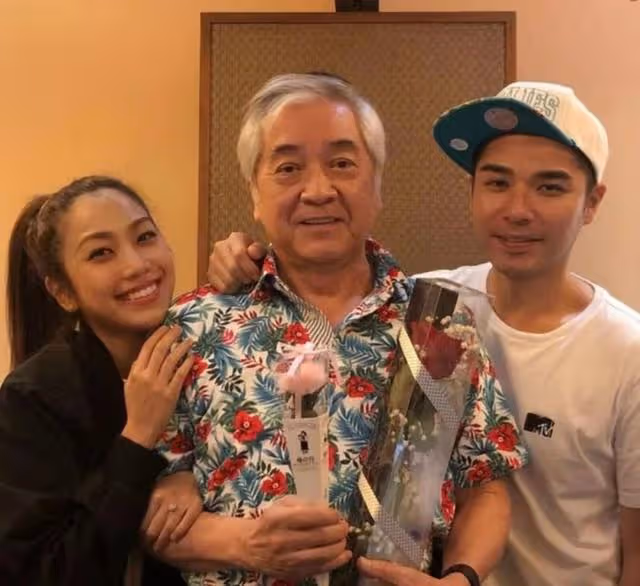 尷尬!TVB小花被追問母親節,記者事前未做功課不知其早年喪母
