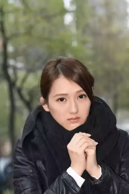 老公大我15歲,月賺七八萬高薪,以為嫁入好婆家,婆婆卻把存款都給我讓我馬上離婚!