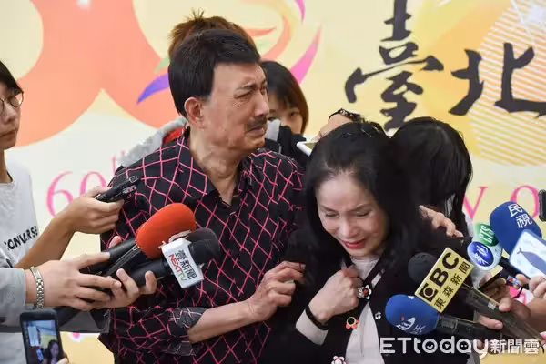 扛2千萬房貸!余天賠光5棟房「李亞萍到處借錢」誤信明牌股票輸慘「身體操出3症狀」:吃藥也沒用