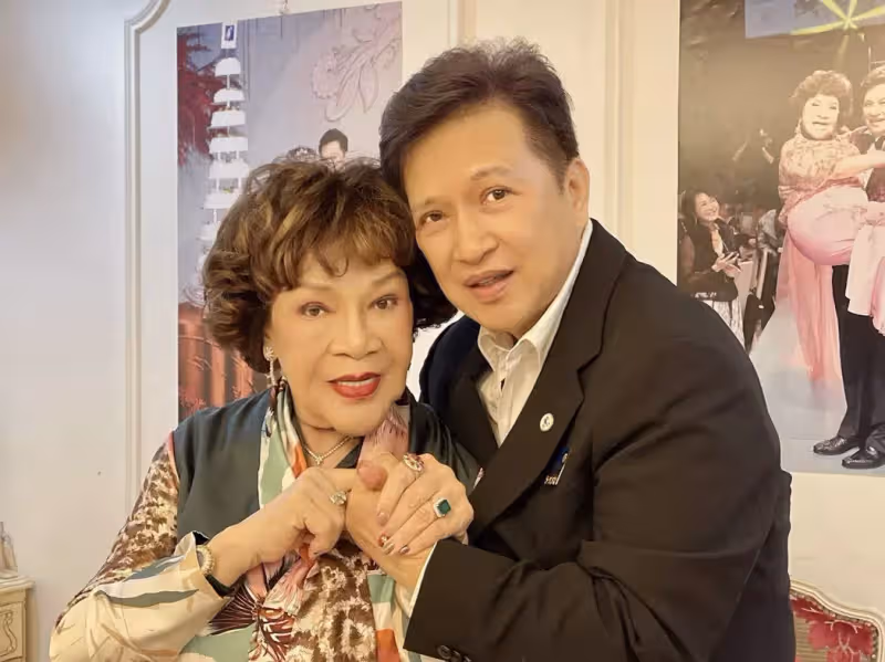 揭演藝圈潛規則!84歲周遊淚崩「被導演侵犯」對她伸出狼爪 掩面哭泣喊:「這輩子受很多苦」