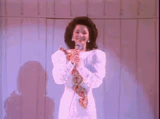 鄧麗君逝世27周年，34歲侄女近照曝光，親自為她舉辦音樂會！