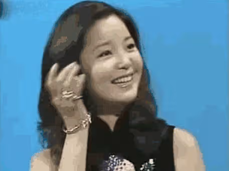 鄧麗君逝世27周年，34歲侄女近照曝光，親自為她舉辦音樂會！
