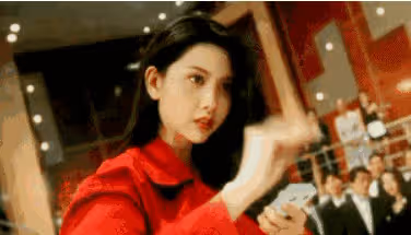 繼承了母親「性感女神」的美貌,改名在韓出道卻被罵不配?