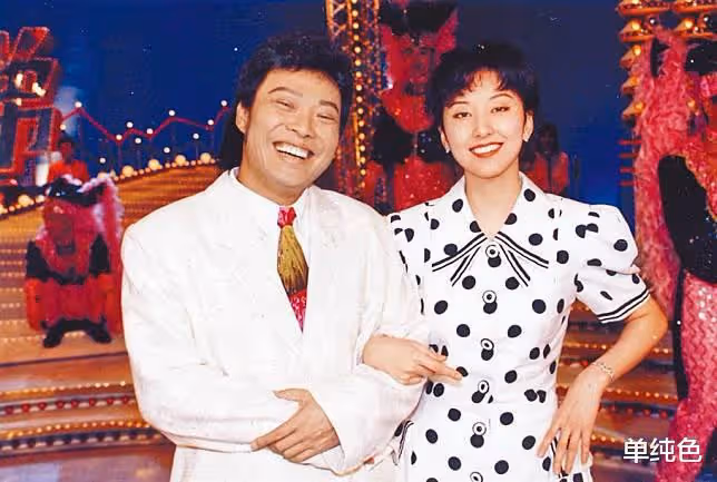 52歲金元萱依然貌美如花,張菲曾為追她喝到住院一周