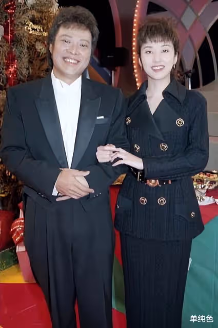 52歲金元萱依然貌美如花,張菲曾為追她喝到住院一周