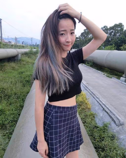 TVB清純小花再次憑「低智」角色出圈,曾做李施嬅替身,撞臉視後