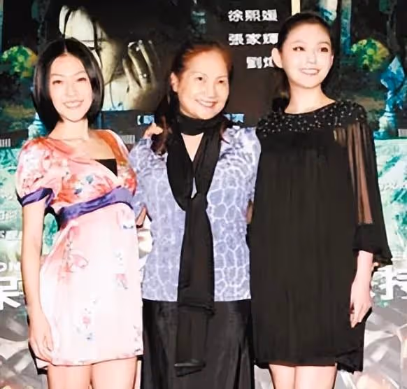 嫁豪門拒生男孩,花800萬與丈夫離婚,大S媽媽才是個「狠人」
